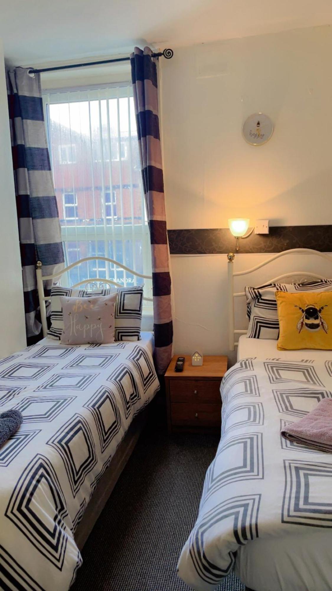 Fern Villa Hotel - Albert Road Blackpool Ngoại thất bức ảnh