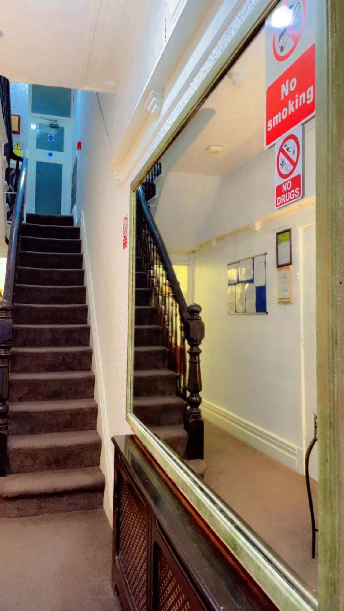 Fern Villa Hotel - Albert Road Blackpool Ngoại thất bức ảnh