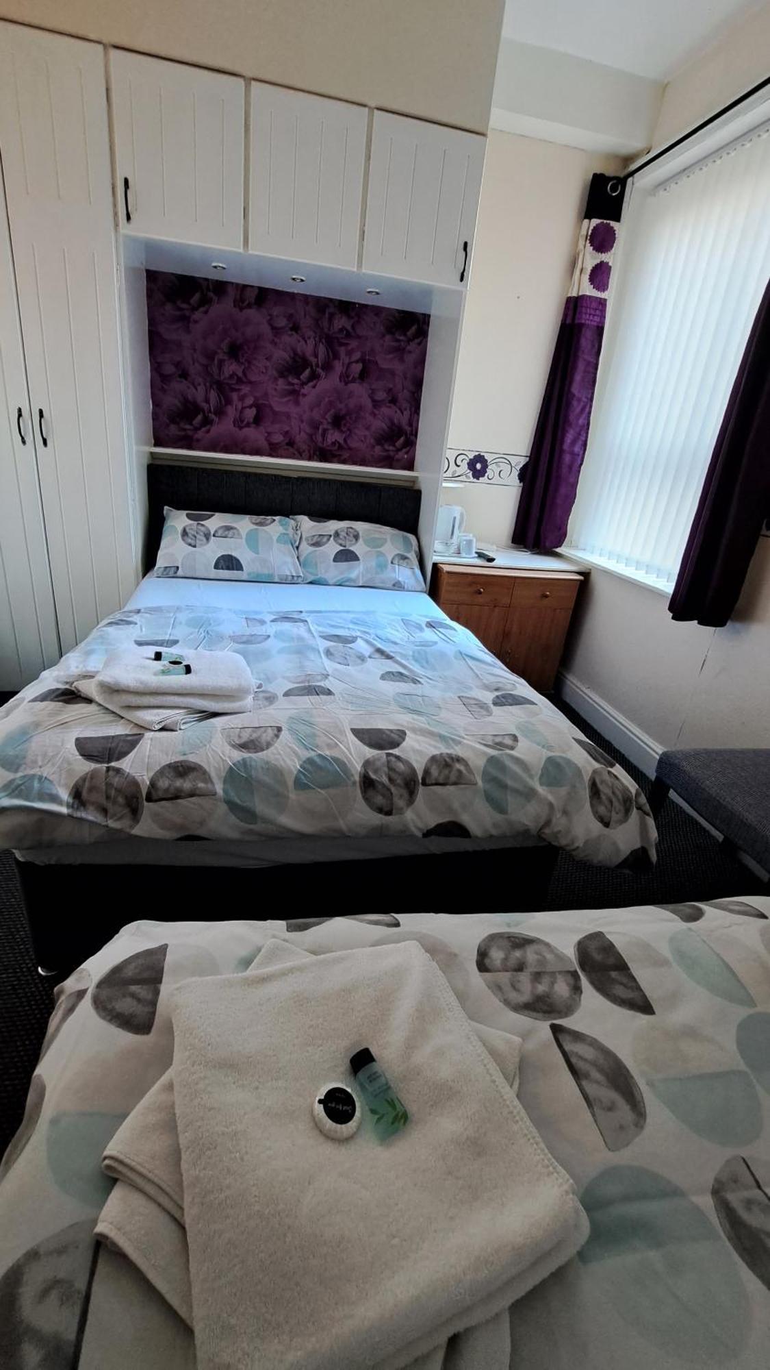 Fern Villa Hotel - Albert Road Blackpool Ngoại thất bức ảnh